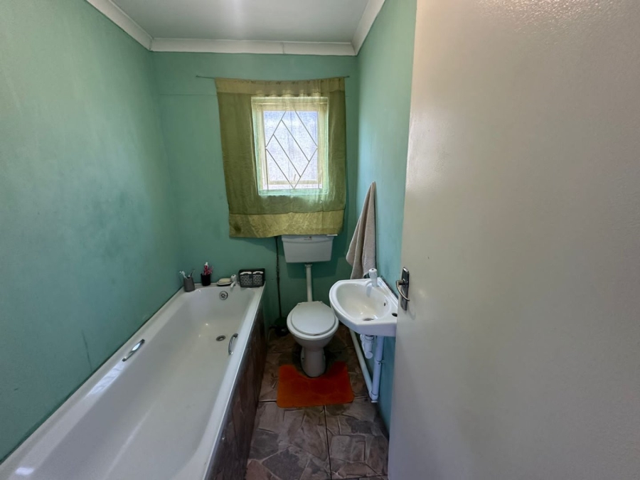 2 Bedroom Property for Sale in Forest Village Western Cape